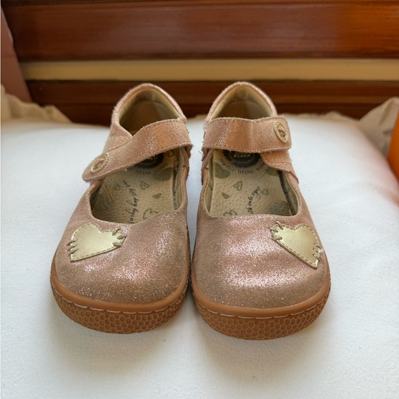 Livie & Luca - Carmella Hearts Rose Shimmer Shoes |Size 12| - Picture 4 of 5